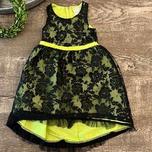 🍭3 for $25🍭 D Signed lace dress size XS 4/5